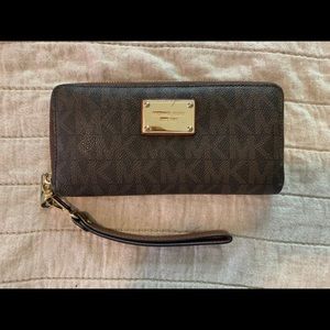 Michael Kors Leather Wallet
